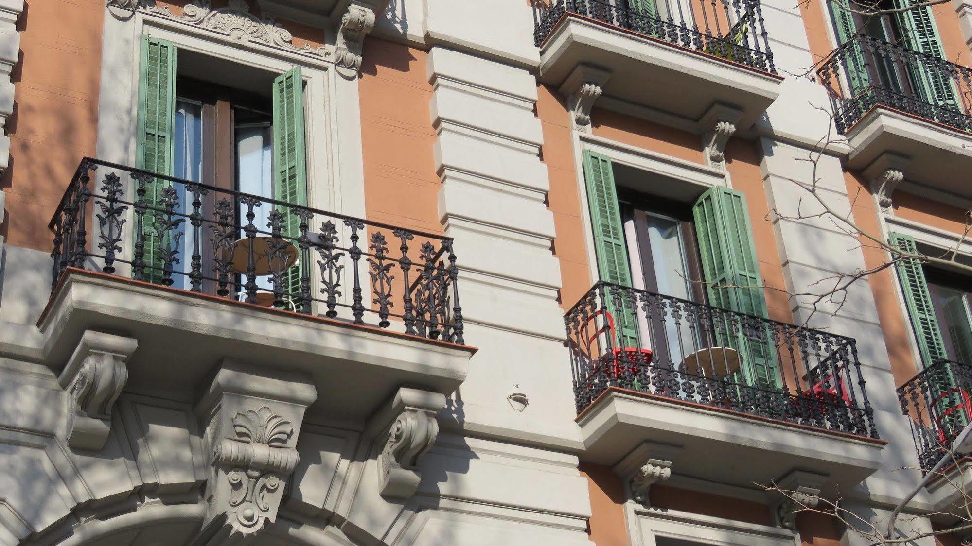 Stay Together Barcelona Apartments Exterior photo