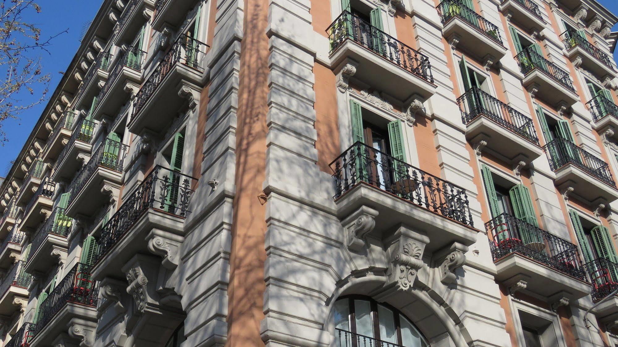 Stay Together Barcelona Apartments Exterior photo