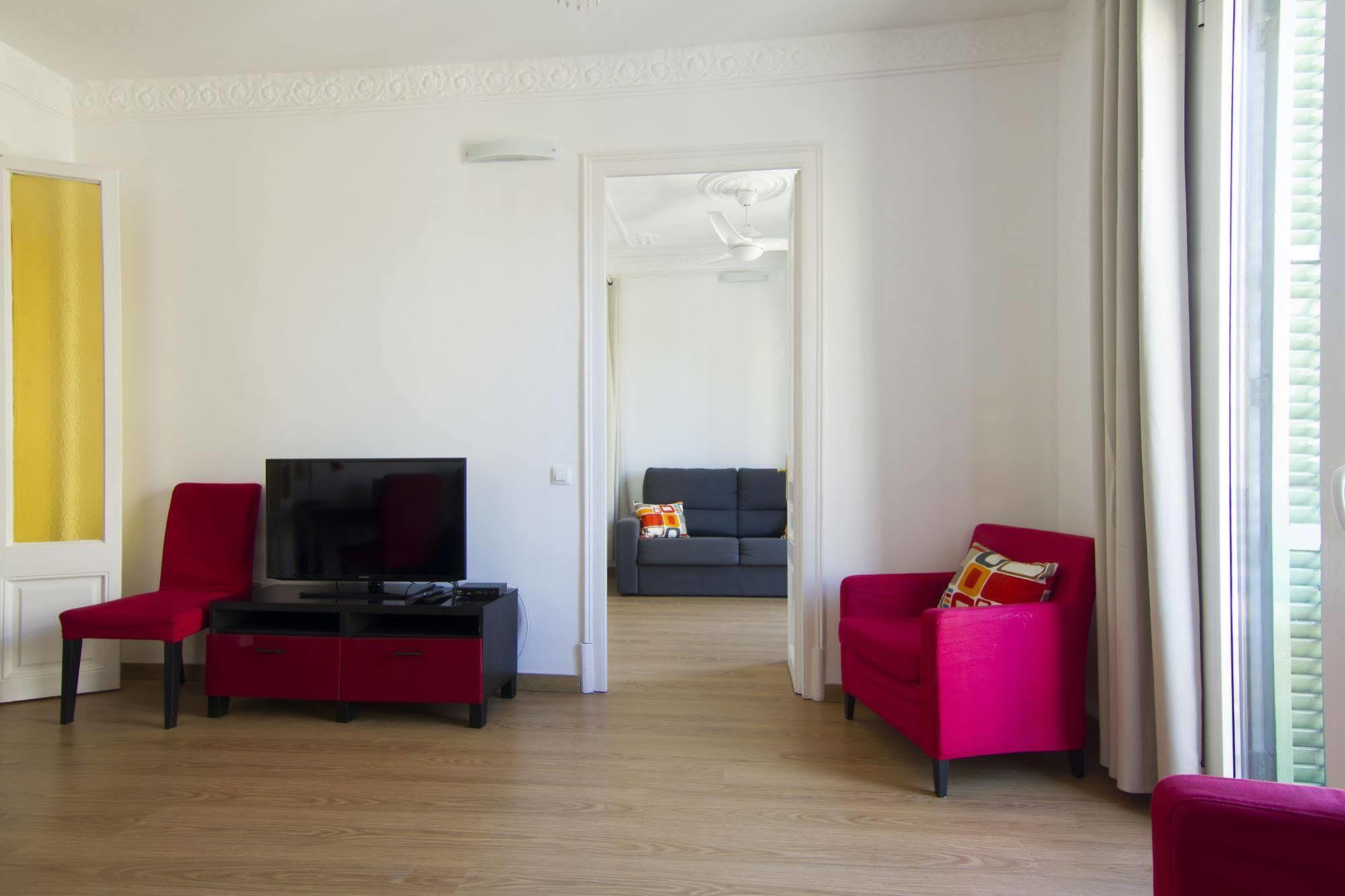 Stay Together Barcelona Apartments Exterior photo