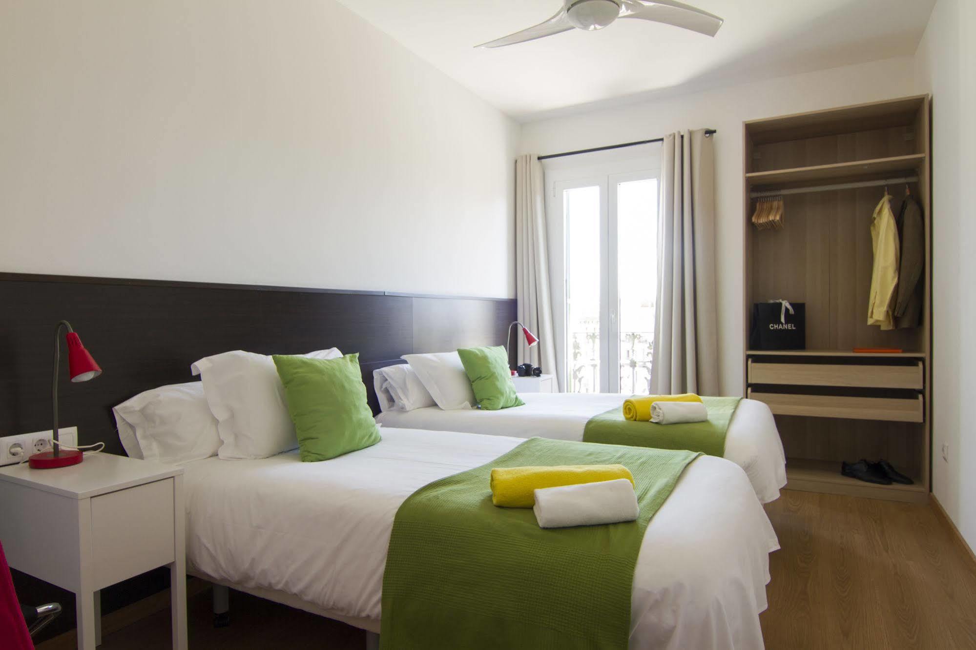 Stay Together Barcelona Apartments Exterior photo